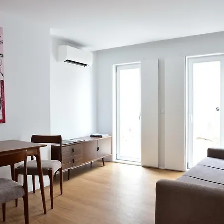 Διαμέρισμα Melo Alvim Suites & - By Unlock *