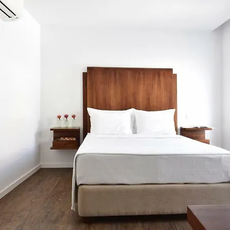Melo Alvim Suites & - By Unlock Διαμέρισμα