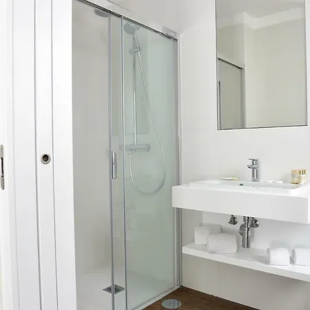 Melo Alvim Suites & - By Unlock * Βιάνα ντο Καστέλο
